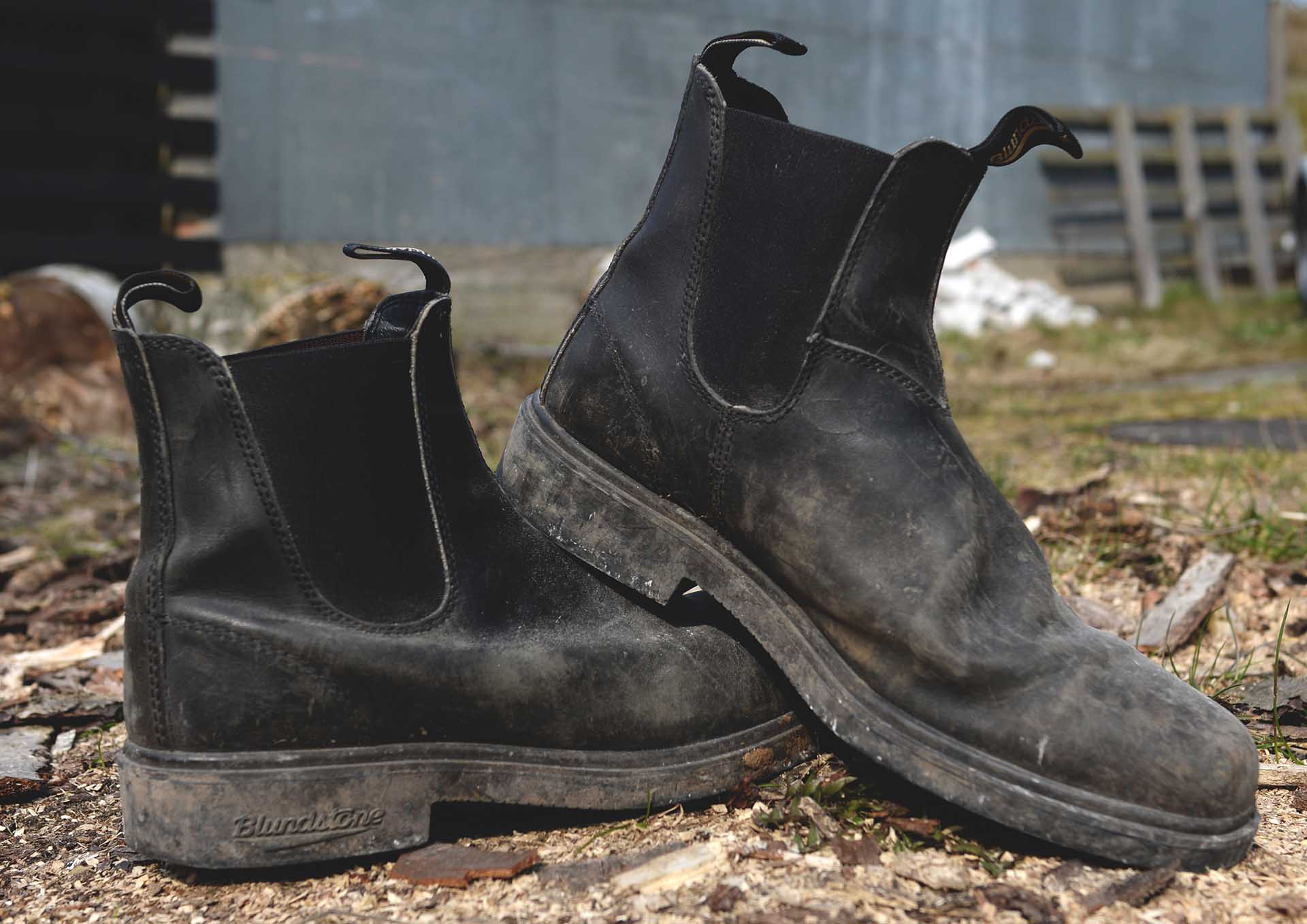 blundstone farm boots